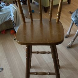 2 Bar Stools 