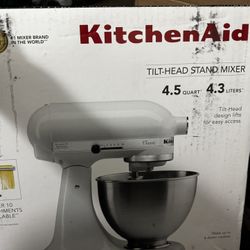 KitchenAid Mixer 4.5 quart