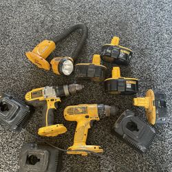 18volt Dewalt Tools  Hammer Drill, Cordless Drill/driver, Portable light, 3 Chargers And Batteries 