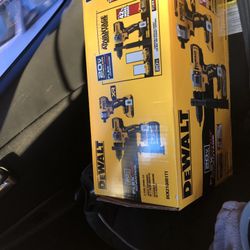 Dewalt Flexvolt Two Tool Combo Kit With Battery