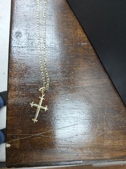 James avery retired floured cross pendant