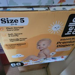 New Hello Bello Size 5 Diapers 