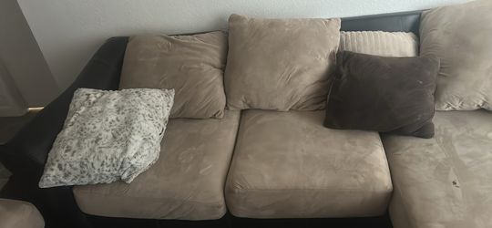 Sectional couch