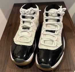 Jordan 11 size 10