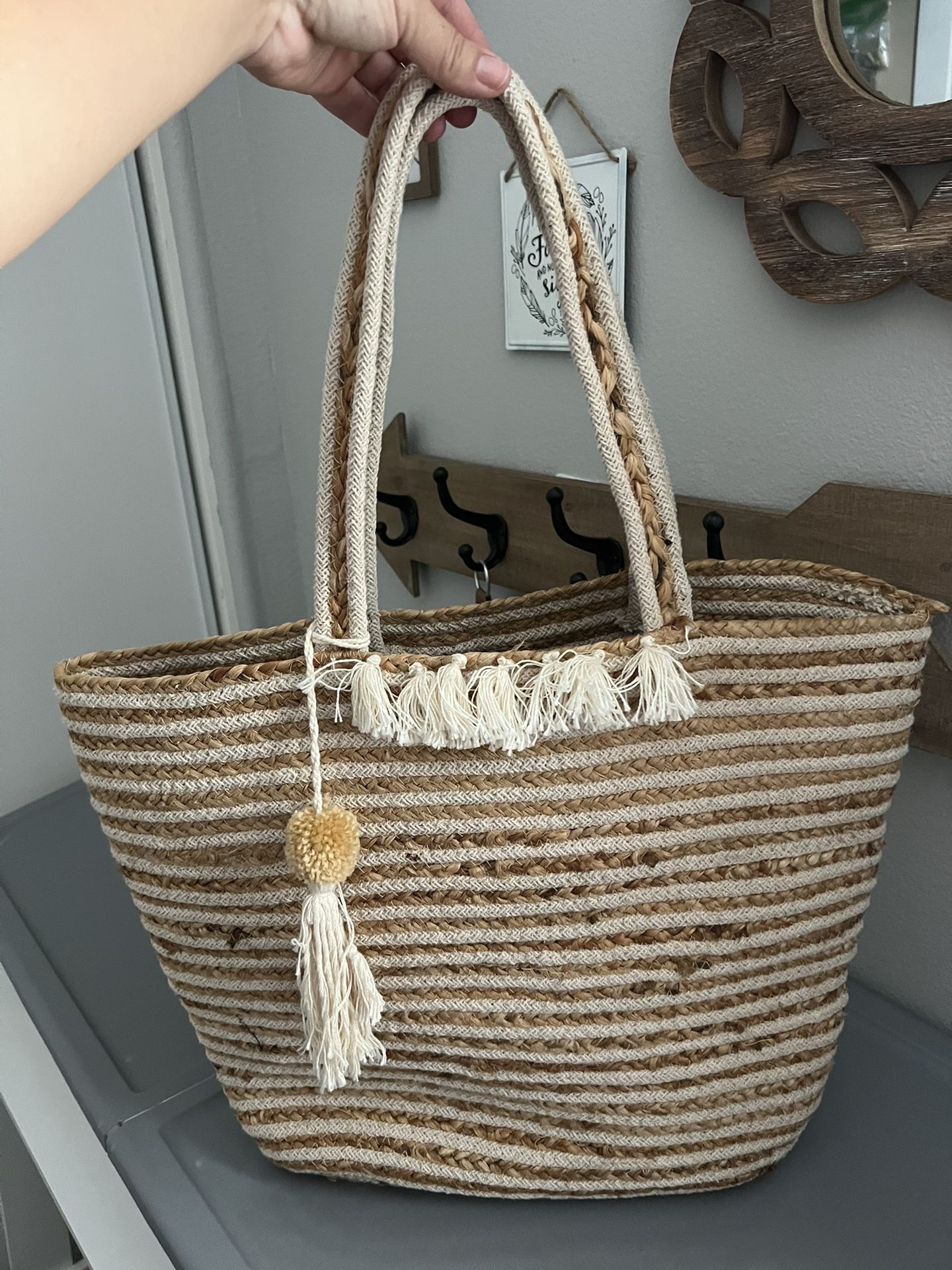 Straw Large Tote Bag
