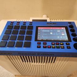 Akai Mpc Live