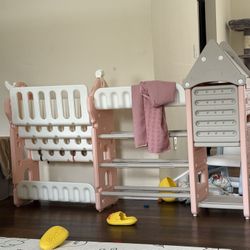 Kid book shelf and organizer