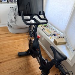 Peloton (Good Condition)