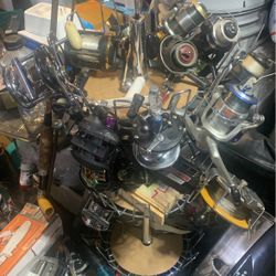 Need A Fishing Ree? Let Me Help.send Me A Request And I Have Over 200 Poles,rods, And Reels Available To Choose From. A Family Member Is A Collecter