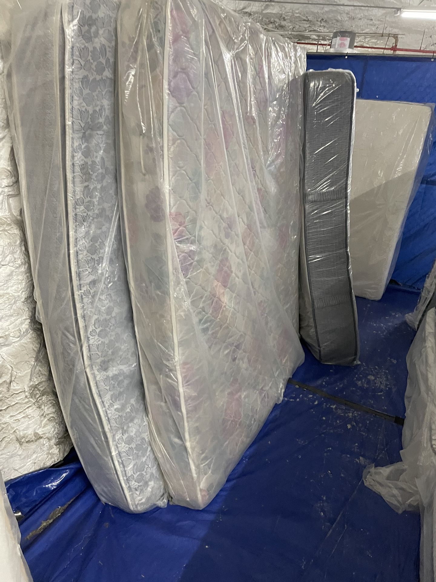 Queen mattresses 125 each. Must go this week. I can also deliver.