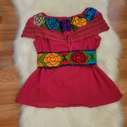 New Artesanal Blouse Sz Small 