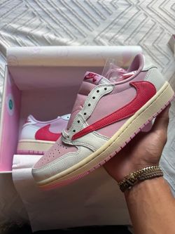 Jordan 1 Travis Scott Tropical pink