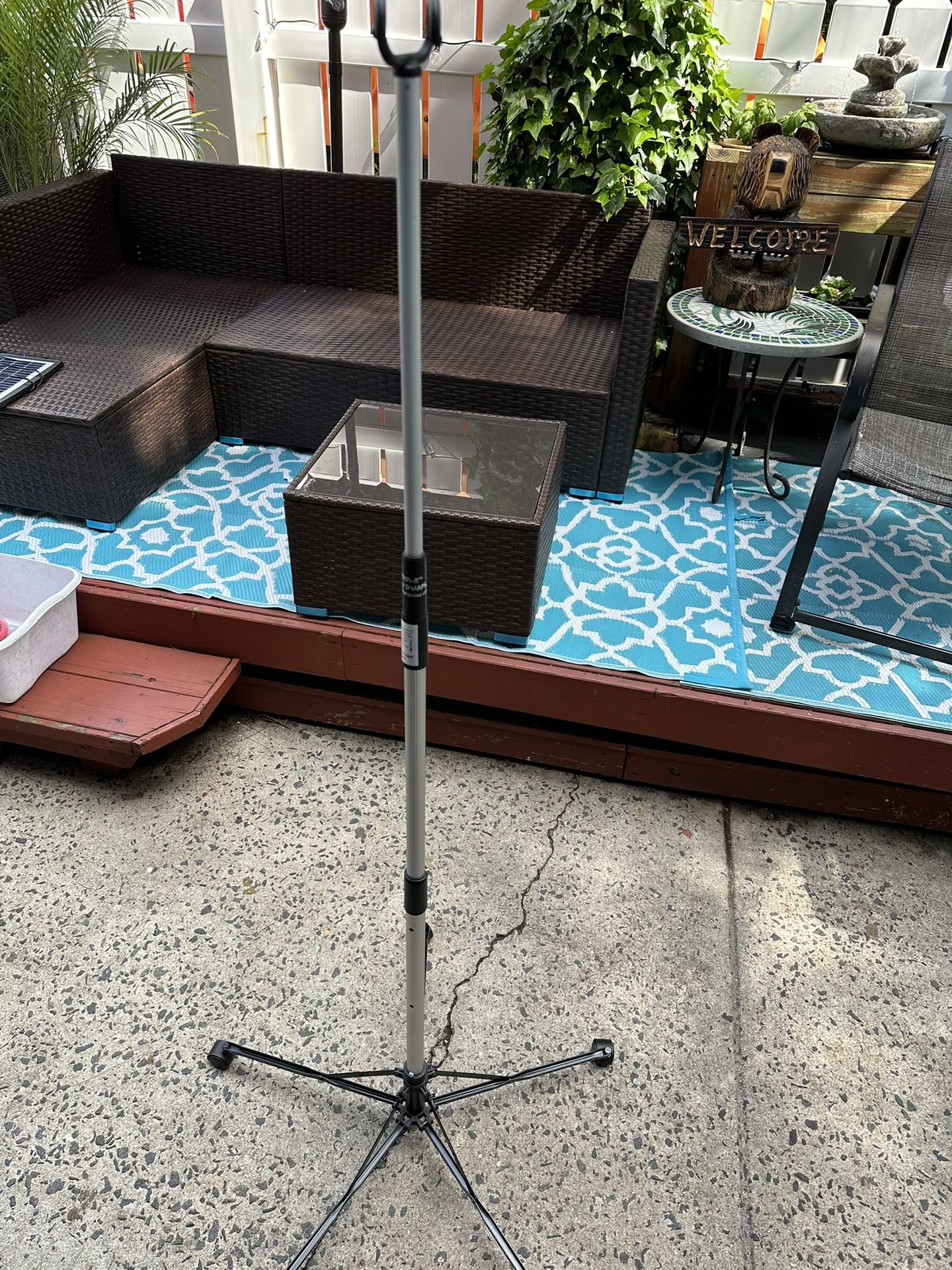Iv Pole Telescopic And On Wheels