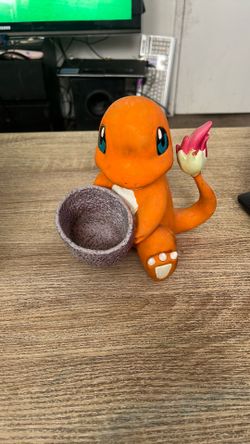 Pokemon charmander plant holder