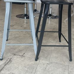 2 Stools