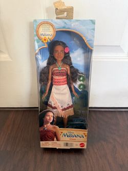 Disney Moana Doll with Removable Fashion & Accessories