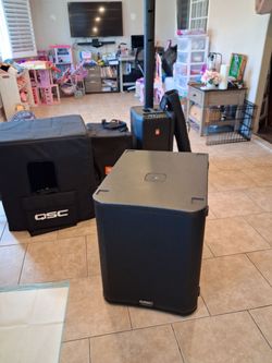 QSC KS118 sub