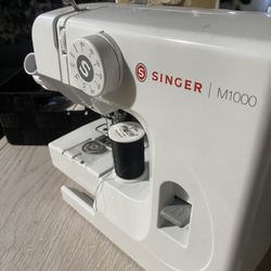 Sewing Muchine 