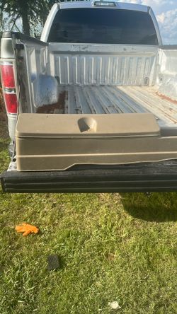 1998 Jack Tool Box For a obs Cheverlet