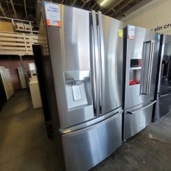 Freezer on bottom Kenmore Refrigerator Fully Covered Warranty!