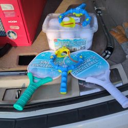 Indoor Outdoor Snowball Playset