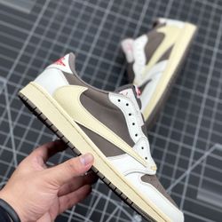 Jordan 1 Low Travis Scott Reverse Mocha 262