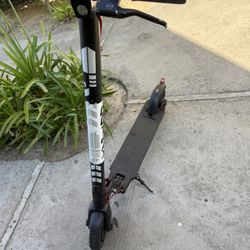 GXL V2 GoTrax Scooter 