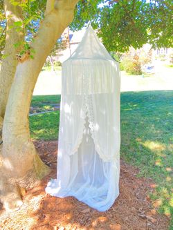 White Sheer Bed Canopy with Lace Trim