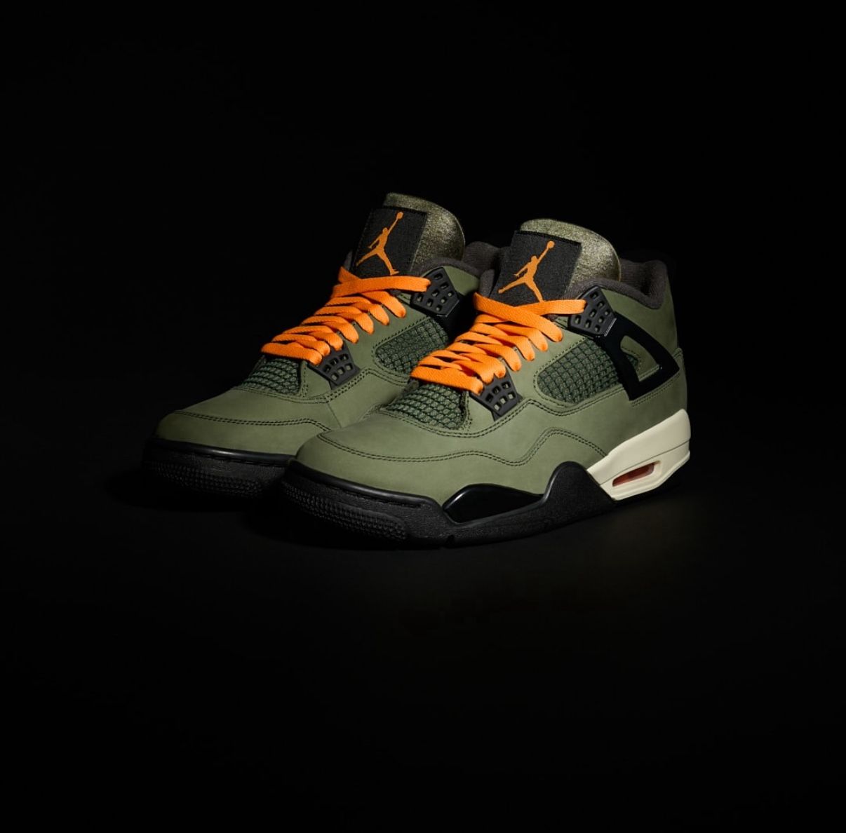 Air jordan undefeated 4