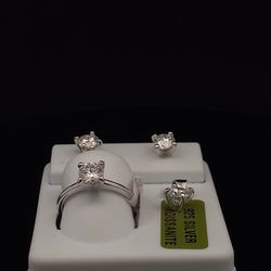 925 Silver With 4CT Mojssanite Diamond  Set 