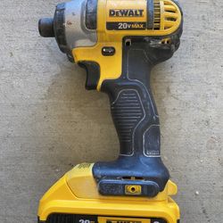 DeWalt DCF885 1/4” Impact Driver with 2Amp Hr. Battery 