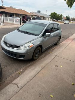 2012 nissan versa