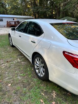 2010 Lexus LS 460