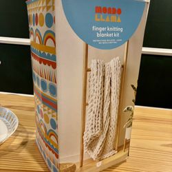 Finger Knitting Yarn DIY - Large Knit Blanket Craft Kit
