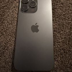 iPhone 15 Pro Max - 512gb Black Titanium - AT&T