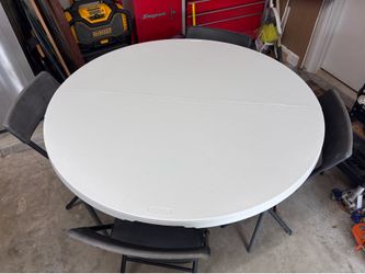 Lifetime round folding table with 4 chairs