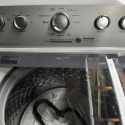 Maytag Washer & Dryer Set