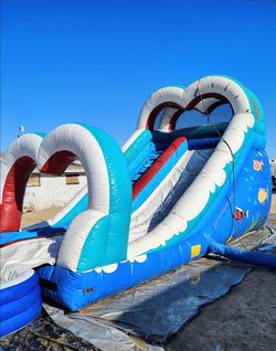 Inflatable bouncer