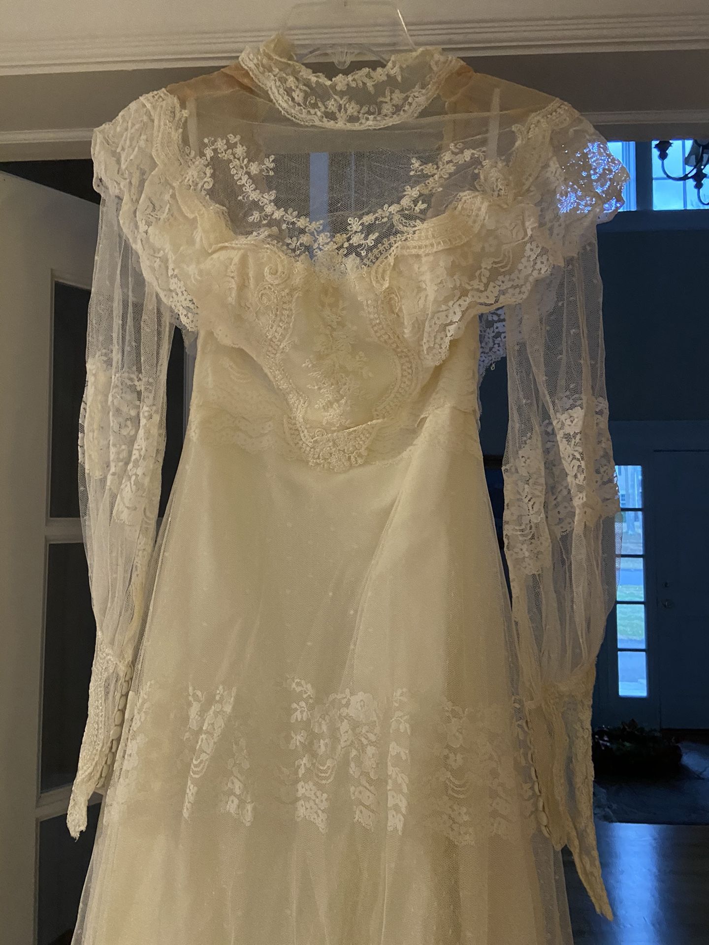 Vintage Wedding Dress