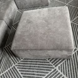 Oversized Ottoman - Dania