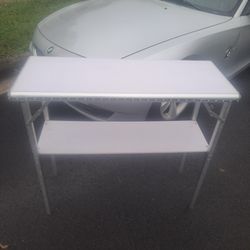  TWO SHELVES  UNIVERSAL TABEL