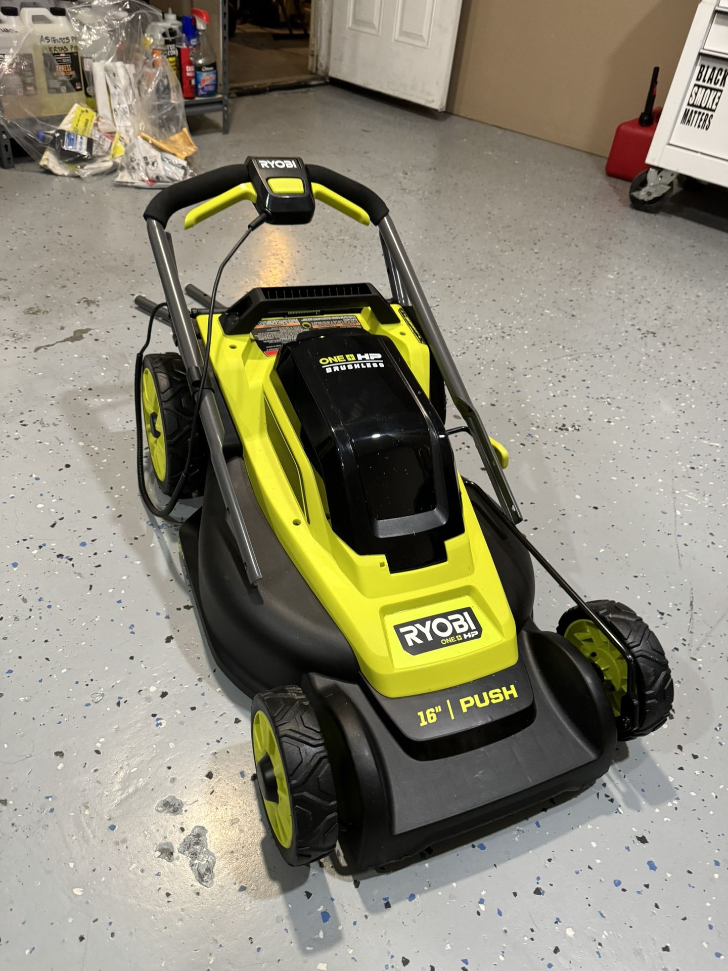 LAWN MOWER WITH  18 V 16 In
