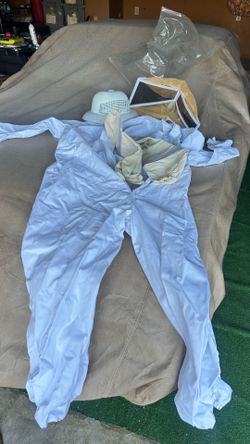 BEE KEEPER SUIT