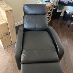 Recliner Chair 