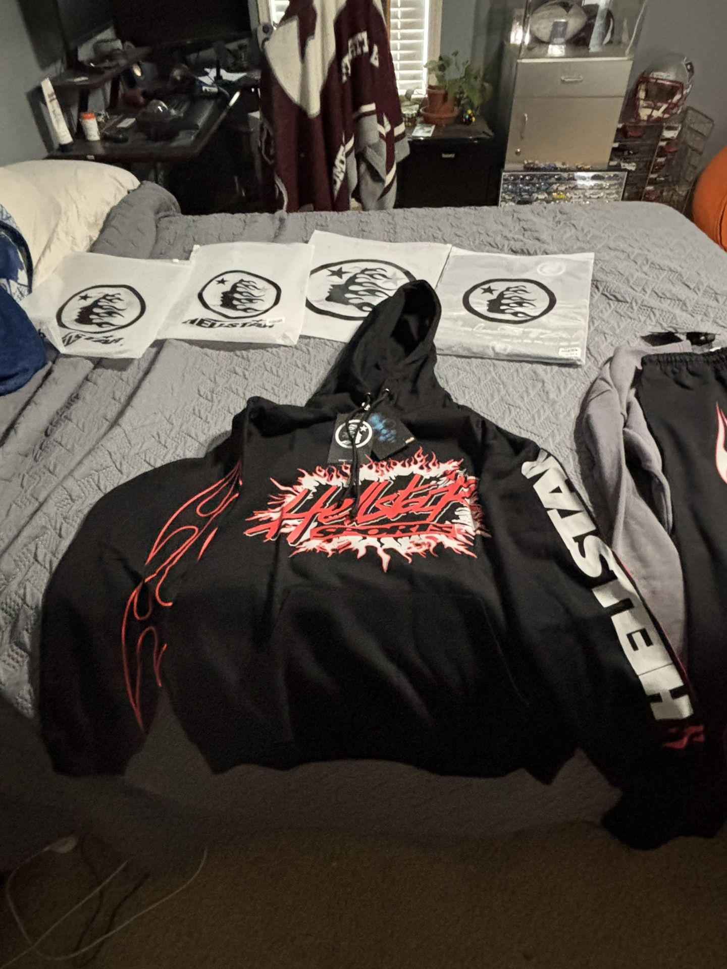 Hellstar Sports Hoodie (Size M)