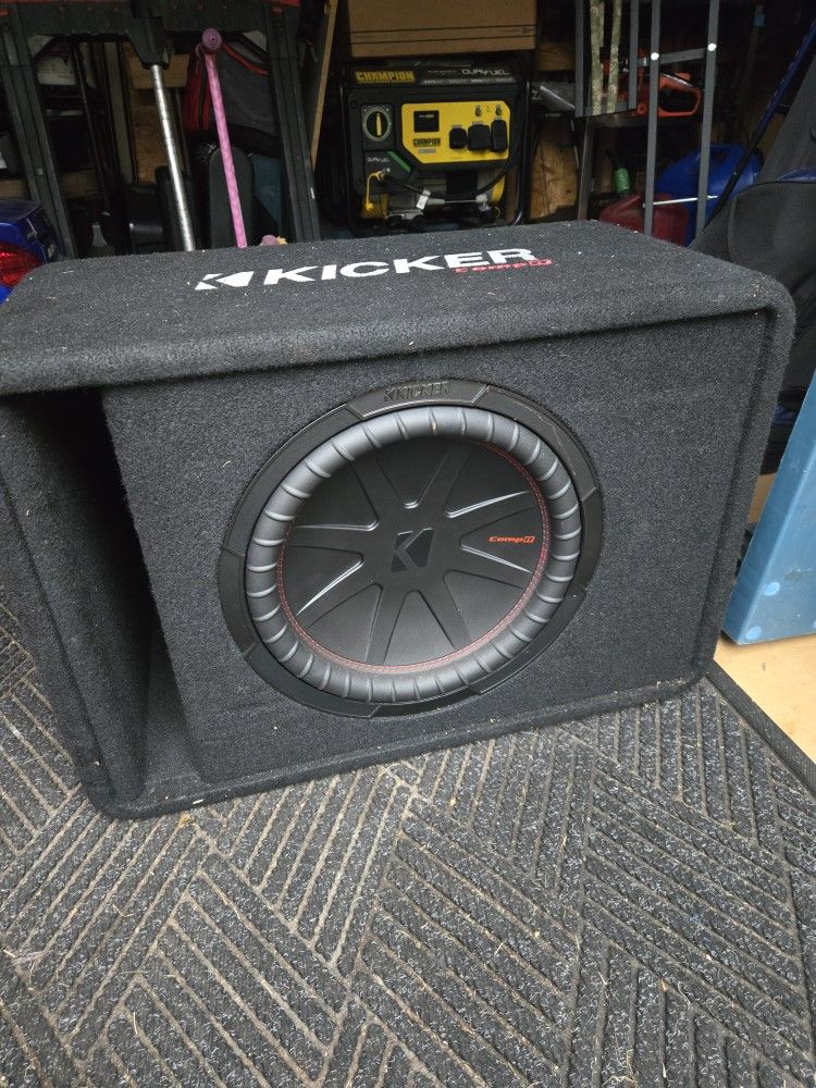 🔊 Kicker Comp R + IQ500 Amp Combo – Perfect Condition 🔊