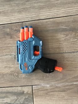 Nerf elite 2.0 trio