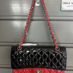 Chanel Red And Black Leather Medium Handbag