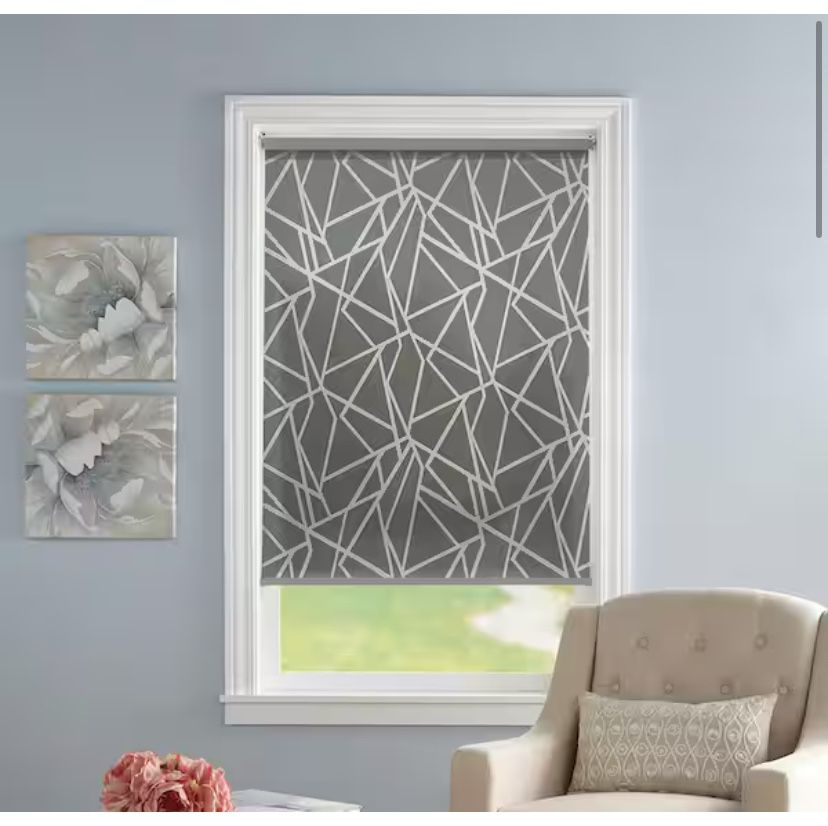 StyleWell Cut-to-Size Gray Pattern Cordless Light Filtering Fabric Roller Shade 73.25 in. W x 72 in. L@ROO-296
