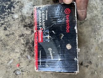 2017 + Audi A4 Brembo Brakes